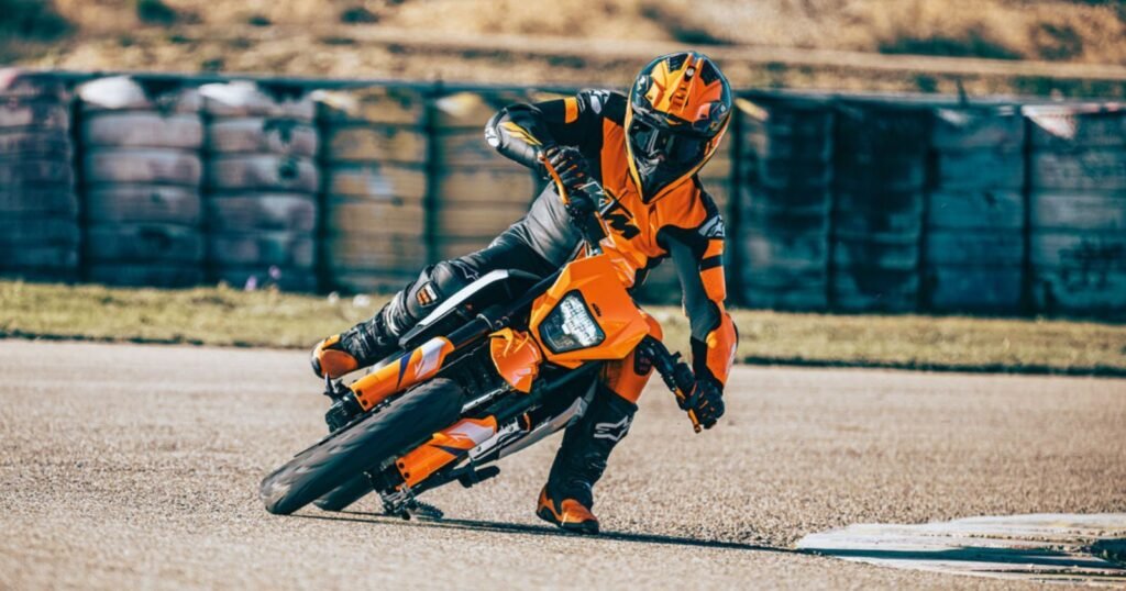 KTM 390 SMC R